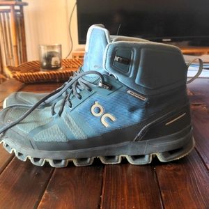 On Running Cloudrock